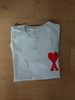 Camiseta Ami Paris Corazón Talla S