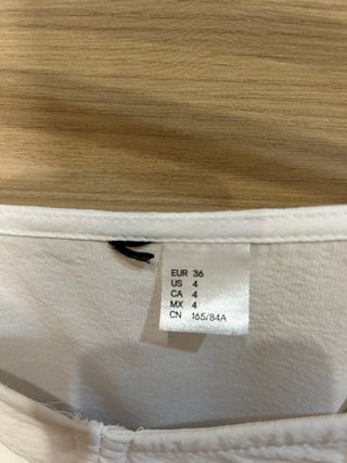 Blusa corta H&M blanca