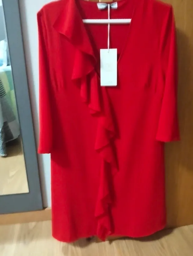 Vestido rojo con volantes