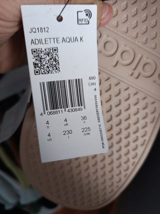 Chanclas Adidas Beige