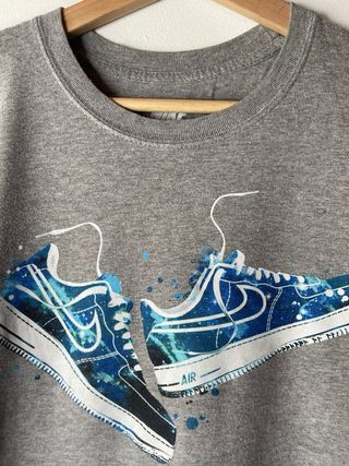 Camiseta Nike Air Force 1 Gris Multicolor