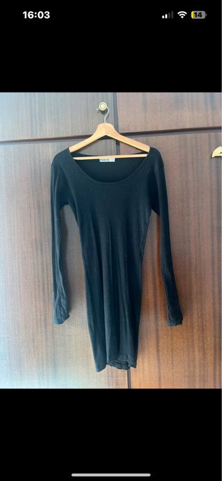 Vestido negro Inside manga larga