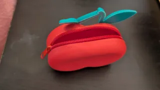 Monedero de silicona forma de cerezas