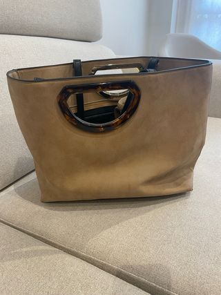 Bolso de mano con asa de carey
