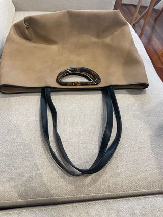 Bolso de mano con asa de carey