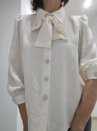Blusa Zara Vintage Perlas Blanca