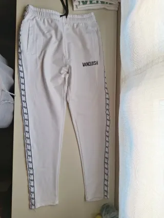Pantalones chándal chico Vanquish blancos