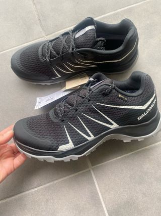 Zapatillas Salomon Gore-Tex Talla 40