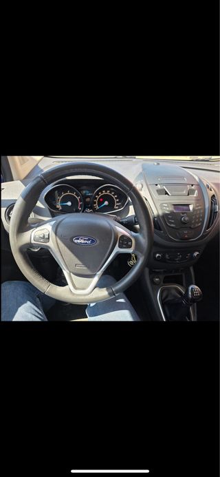 Ford Tourneo Courier 2014