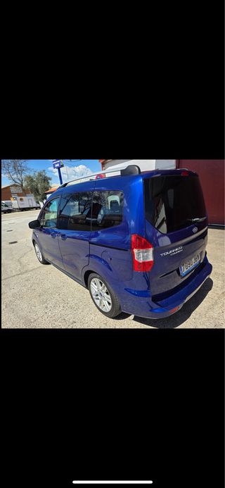 Ford Tourneo Courier 2014
