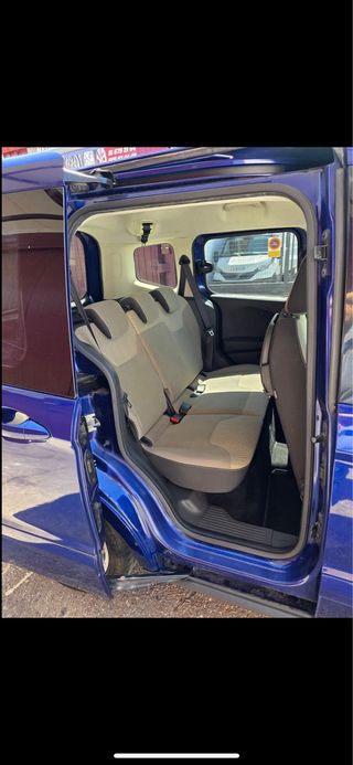 Ford Tourneo Courier 2014