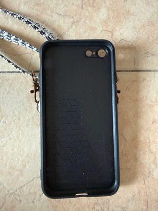 Cover iPhone con tasca e laccio
