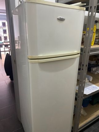Nevera Whirlpool Blanca