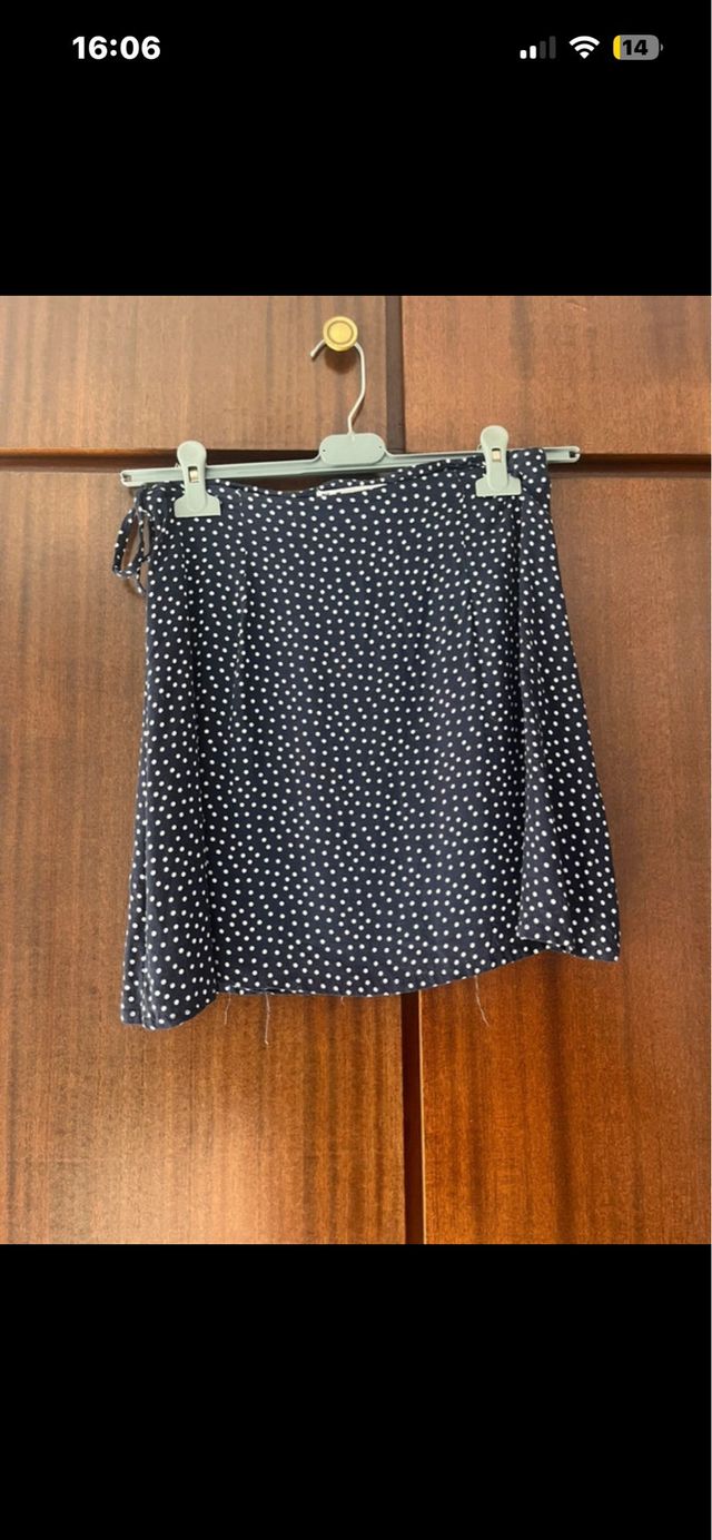 Falda Lefties lunares negra y blanca