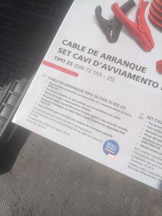 Pinzas de arranque batería coche