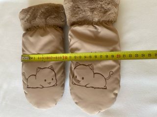 Luvas forradas novas com gatinho