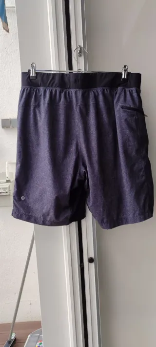 Pantalón corto Lululemon azul/gris