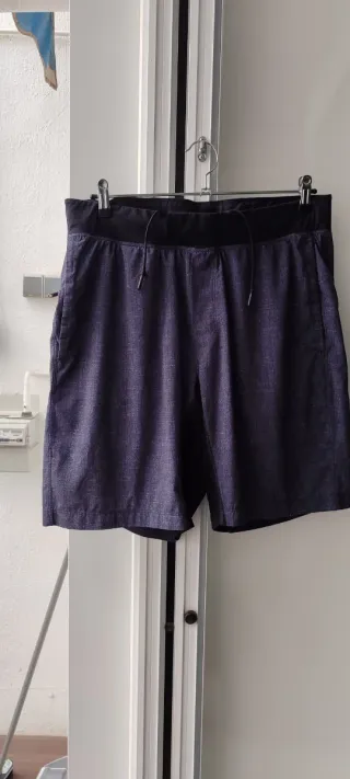 Pantalón corto Lululemon azul/gris