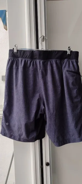 Pantalón corto Lululemon azul/gris