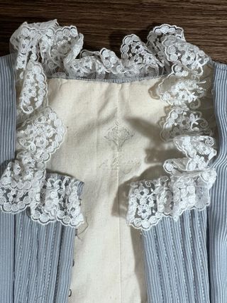 Corpiño gris niña fallera talla 9/10