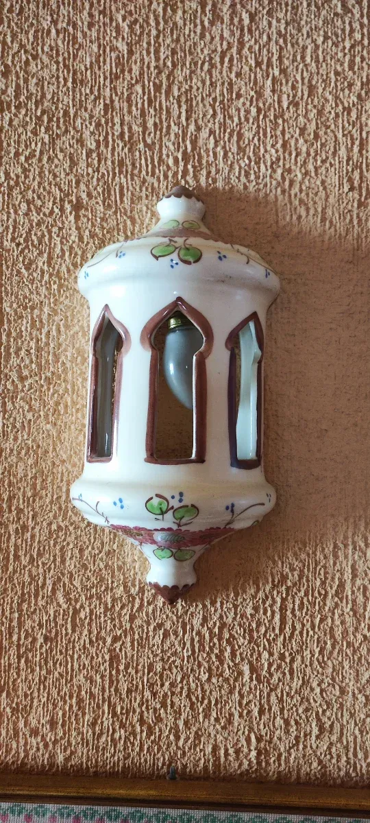 Farolillo de cerámica artesanal