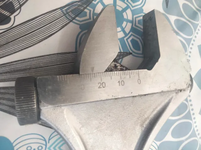 Llave inglesa industrial ajustable