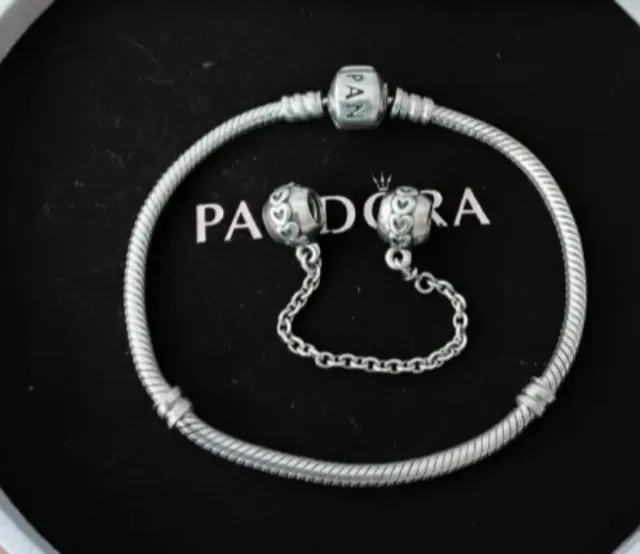 Pulsera Pandora y dos cadenas