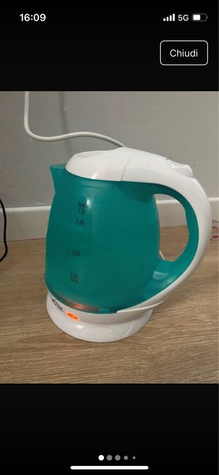 Bollitore elettrico nuovo con scatola