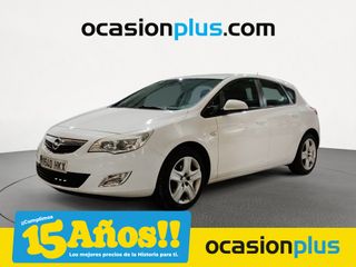 Opel Astra 1.6 Selective 85 kW (115 CV)