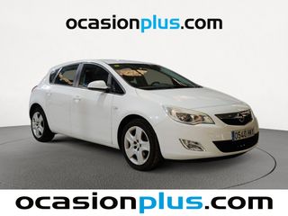Opel Astra 1.6 Selective 85 kW (115 CV)
