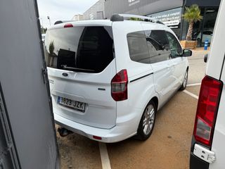 Ford Tourneo Courier 1.0 EcoBoost 100cv Ambiente