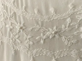 Blusa Zara bordada artesanal cuello barco