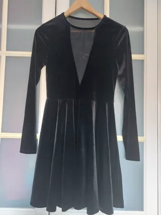 Vestido Negro Terciopelo Escote V