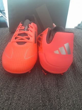 Botas Adidas F50 Club FxG talla 46 nuevas