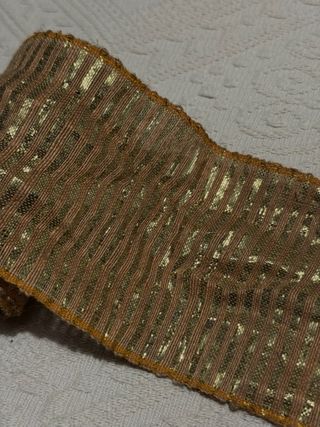 Encaje lamé oro antiguo