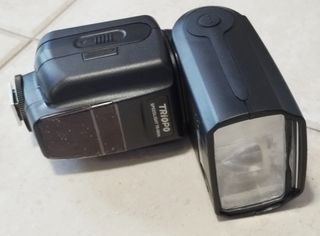 Flash TTL Triopo TR985 per Nikon