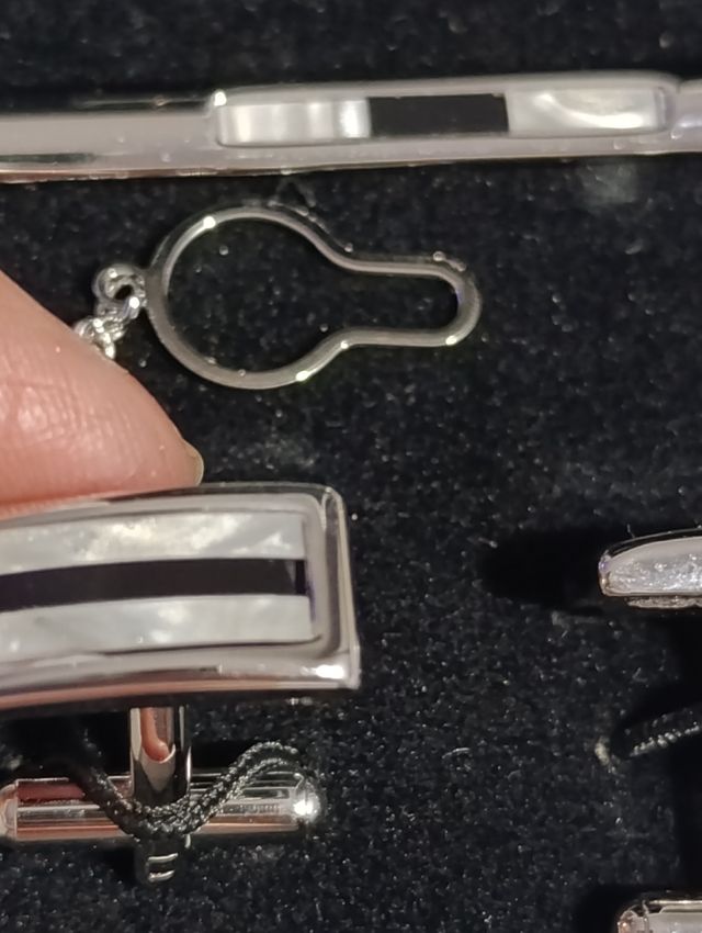 Cravatte e gemelli Lacari Design