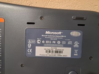 Tastiera Microsoft Comfort Curve Keyboard 2000