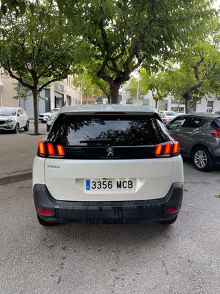 Peugeot 5008 Active Pack BlueHDi 130CV