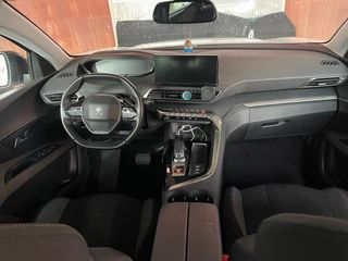 Peugeot 5008 Active Pack BlueHDi 130CV