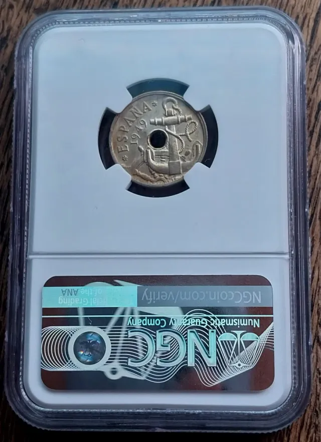 50 Centimos España 1949 NGC MS61 Pátina Multicolor