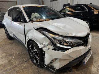 Toyota C-HR 1.8 HYBRID 2022 ACCIDENTADO