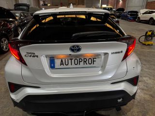 Toyota C-HR 1.8 HYBRID 2022 ACCIDENTADO