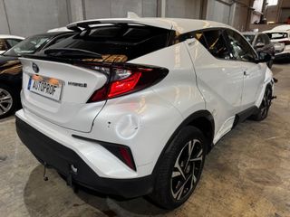 Toyota C-HR 1.8 HYBRID 2022 ACCIDENTADO