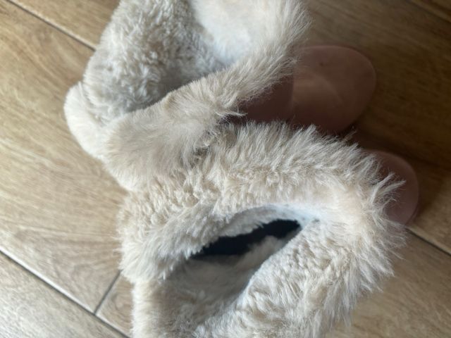 Botas de mujer rosas con forro de pelo