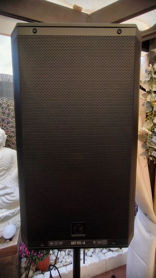 ALQUILER equipo sonido RCF + luces LED - MADRID