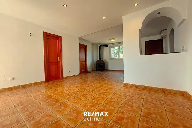 Finca rústica con vistas a la montaña