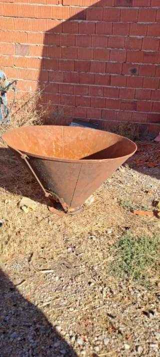 Tolva metálica industrial