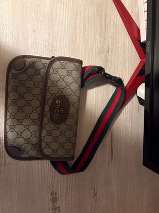 Riñonera Gucci Marrón