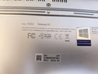 Portátil Asus VivoBook Negro/Azul
Model X420U
